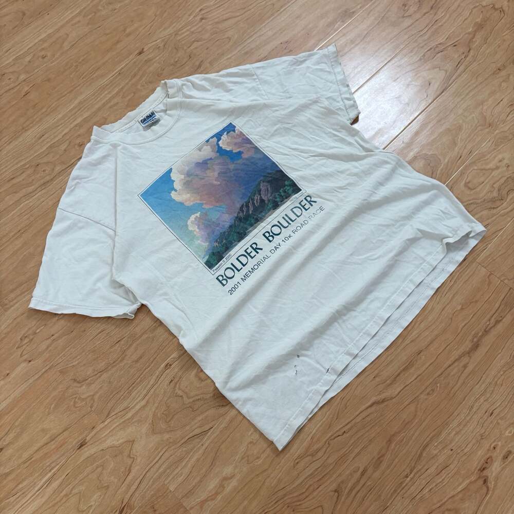 Vintage 2001 Bolder Boulder Memorial Day 10K Road Race T-Shirt